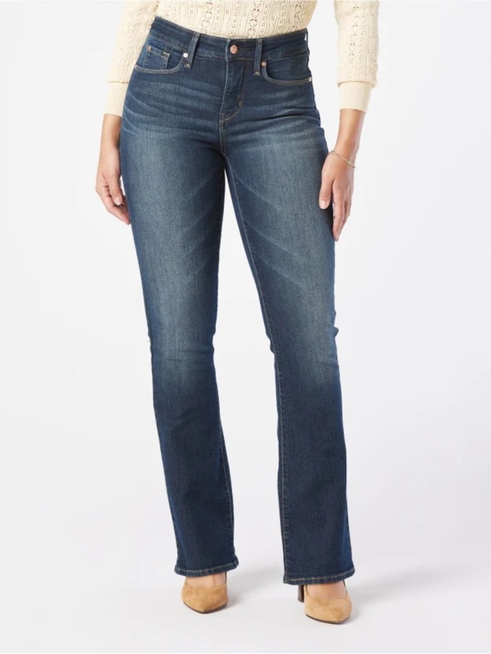 Signature By Levi's Women's Blue Laguna Gold Label T-Shaping Bootcut Jeans, Used